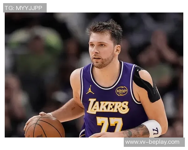 里夫斯谈东契奇交易震惊感受认为他正在逐步适应新环境